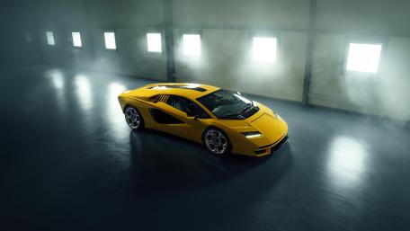 Lamborghini Countach LPI 800-4 in a Misty Industrial Studio wallpaper