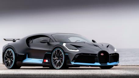 Bugatti Divo Supercar in 4K Matte Black and Blue Elegance wallpaper