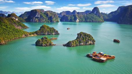 Emerald Panorama of Halong Bay Islets in Tropical Thailand wallpaper