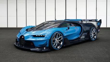 Bugatti Chiron Track Edition in Electric Blue and Carbon Elegance wallpaper