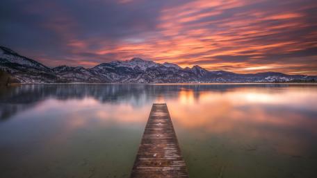 Pier to the Bavarian Alps at Sunset on Lake Kochel wallpaper