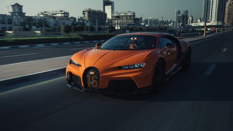 Bugatti Chiron Pur Sport Racing Through the City in 5K wallpaper