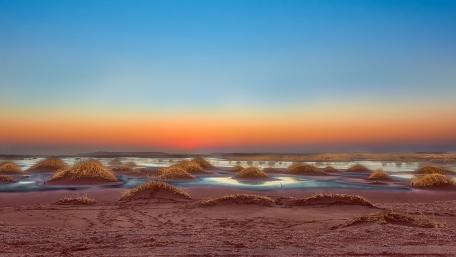 Pastel Horizon over Stokksnes Coastal Dunes Iceland wallpaper