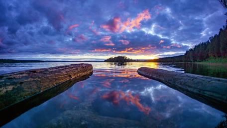 Blue Hour Serenity Over a Mirror Calm Lake wallpaper