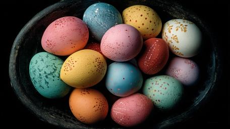 Vibrant Speckled Easter Eggs in Rustic Bowl 4K AI Art wallpaper