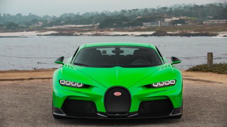 Neon Green Bugatti Chiron Facing the Coast in Crisp 5K wallpaper