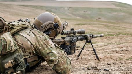 Elite Sniper in Camouflage wallpaper