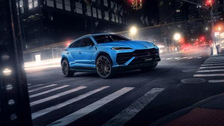 Blue Lamborghini Urus SE Night Drive wallpaper
