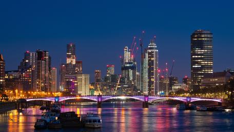 Lambeth Bridge London Night Skyline wallpaper