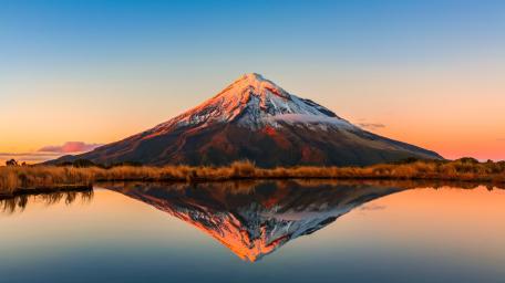 Golden Mount Taranaki Reflection at Dawn wallpaper