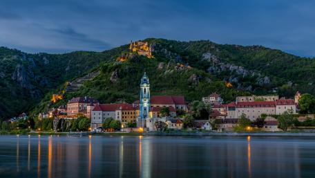 Dürnstein Twilight on the Danube wallpaper