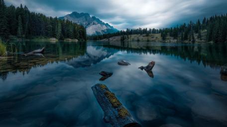 Mountain Lake Serenity wallpaper