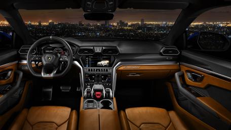 Lamborghini Urus Night Cockpit wallpaper