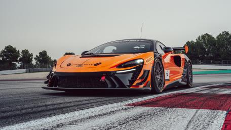 McLaren Artura Trophy Evo Track Dominance wallpaper