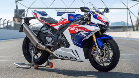 Honda Fireblade SP Anniversary wallpaper