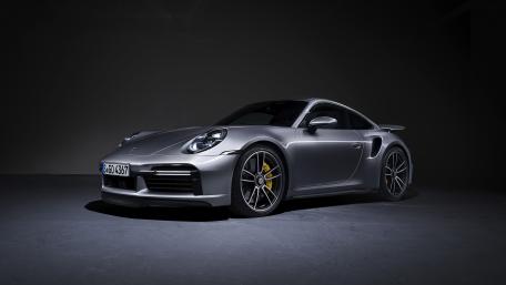 Sleek Porsche 911 GT2 in Studio Light wallpaper