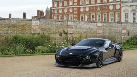 Aston Martin Victor Elegance wallpaper
