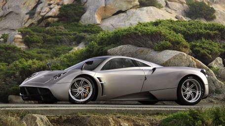 Pagani Huayra Coastal Hypercar wallpaper