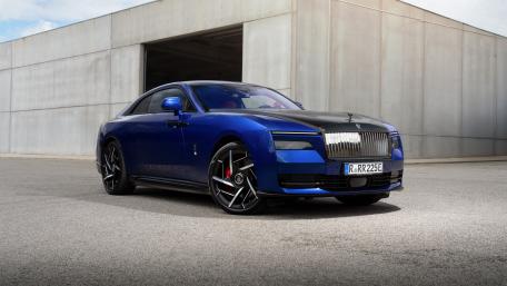 Blue Rolls Royce Spectre in Urban Elegance wallpaper