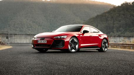 Audi RS e tron GT in Scenic Mountain Setting wallpaper