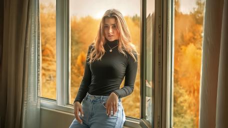 Autumn Light and Quiet Strength wallpaper