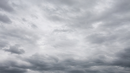 Misty Overcast Sky wallpaper