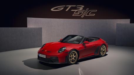 Red Porsche 911 GT3 RS Showcase wallpaper