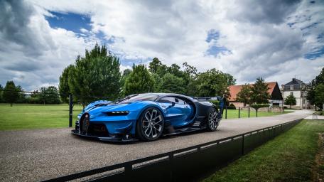 Bugatti Chiron GT On Scenic Drive wallpaper