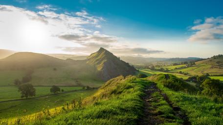 Chrome Hill Sunrise Over Peak District Meadows wallpaper