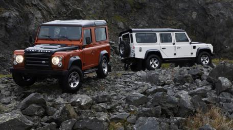Land Rover Defender Pair Off Road wallpaper