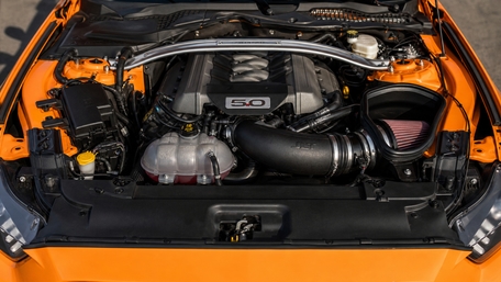Mustang 5.0 Engine Showcase wallpaper