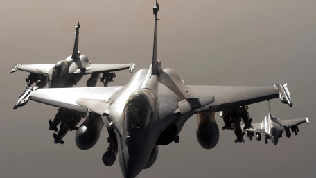 Rafales in Formation wallpaper