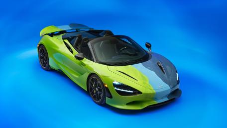 McLaren Spider in Neon Studio Glow wallpaper