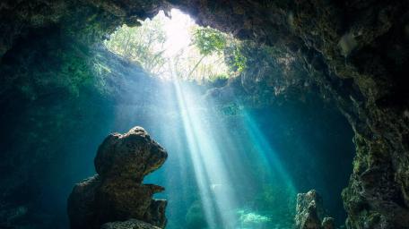 Sun In The Cavern wallpaper