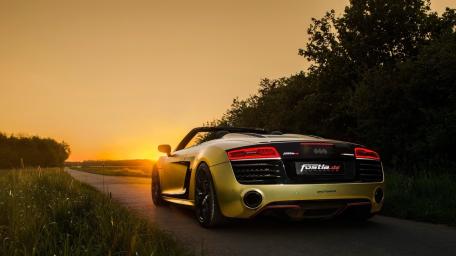 Golden Audi R8 Sunset Drive wallpaper