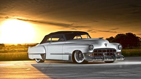 Sunset Cadillac Lowrider Elegance wallpaper