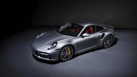 Sleek Porsche 911 Turbo Elegance wallpaper