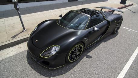 Porsche 918 Spyder Matte Black Elegance wallpaper