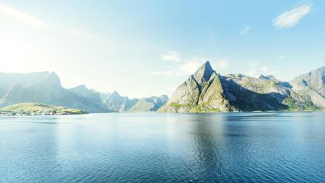 Sunlit Reine Fjord Vista wallpaper