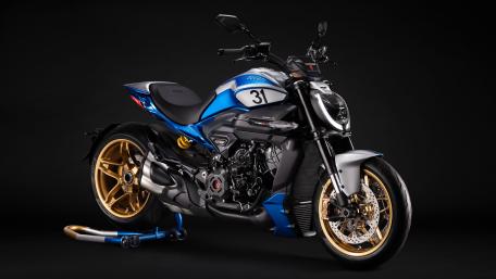 Ducati XDiavel V4 Midnight Build wallpaper