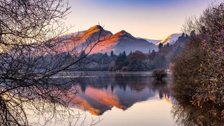 Derwentwater Sunrise Reflection wallpaper