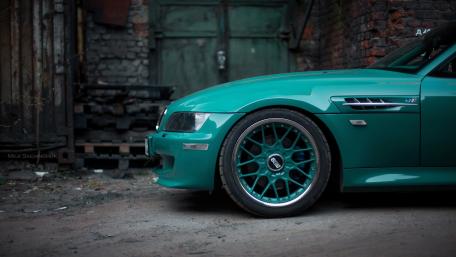 Teal Performance Coupe In Urban Shadows wallpaper