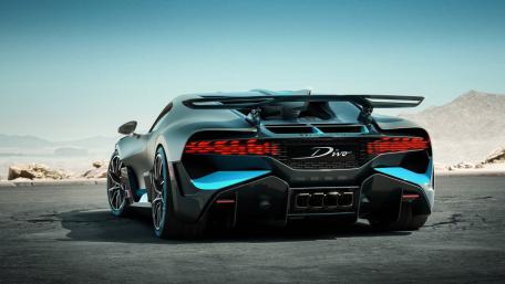 Bugatti Divo Desert Rear View wallpaper