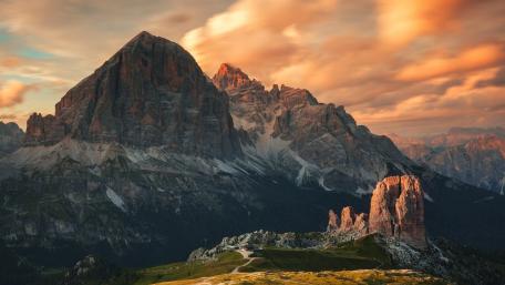 Golden Hour Over Cinque Torri Alps wallpaper