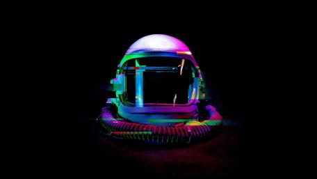 Glitch Neon Astronaut Helmet wallpaper