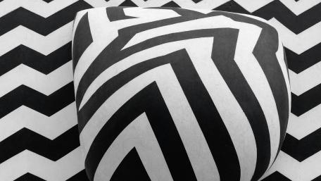 Zigzag Bulge Illusion wallpaper
