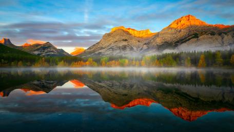 Golden Alpine Dawn over Wedge Pond wallpaper