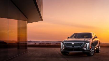 Sunset Cadillac Lyriq Elegance wallpaper