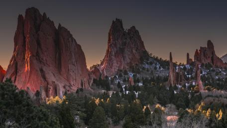 Garden of the Gods Twilight Red Rock Landscape wallpaper