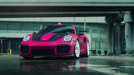 Neon Pink Porsche 911 Urban Beast wallpaper
